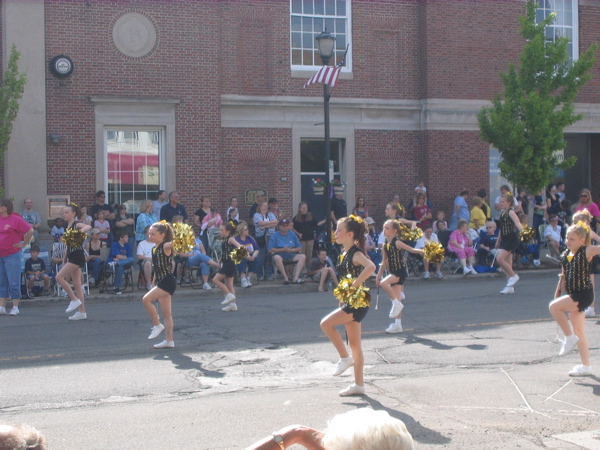 Novi loved the cheerleaders and baton girls.