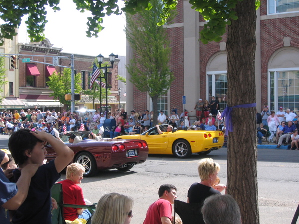 Who doesn't like Corvettes?