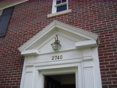 Front door (bottom)