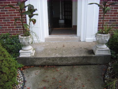 Front door (bottom)